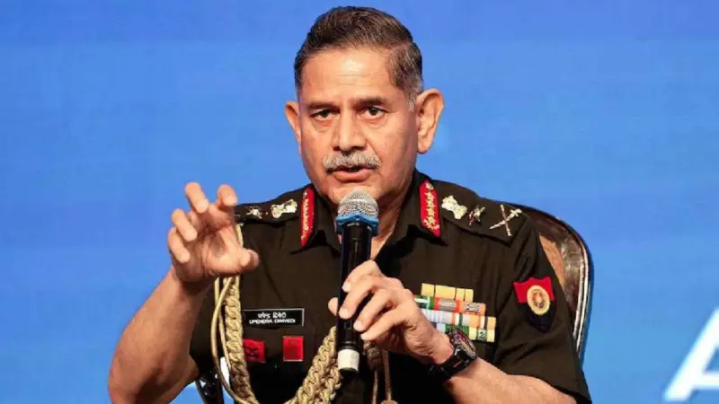 Army Chief: ''భూమిపై ఉంటారా.? చరిత్రలో కలుస్తారా.?'' పాకిస్తాన్‌కు ఆర్మీ చీఫ్ వార్నింగ్..
