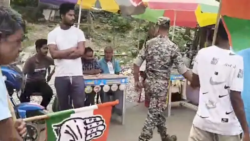 কোচবিহার দক্ষিণে রাজনৈতিক উত্তাপ, বিক্ষোভে পড়লেন কংগ্রেস প্রার্থী