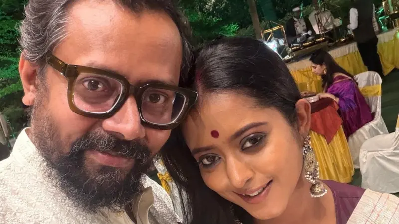Shruti Das: 'স্বর্ণর প্রেমে পড়ে একা একা..', বৃষ্টির দিনে শৈশব ও প্রেমের স্মৃতিতে ডুবে শ্রুতি