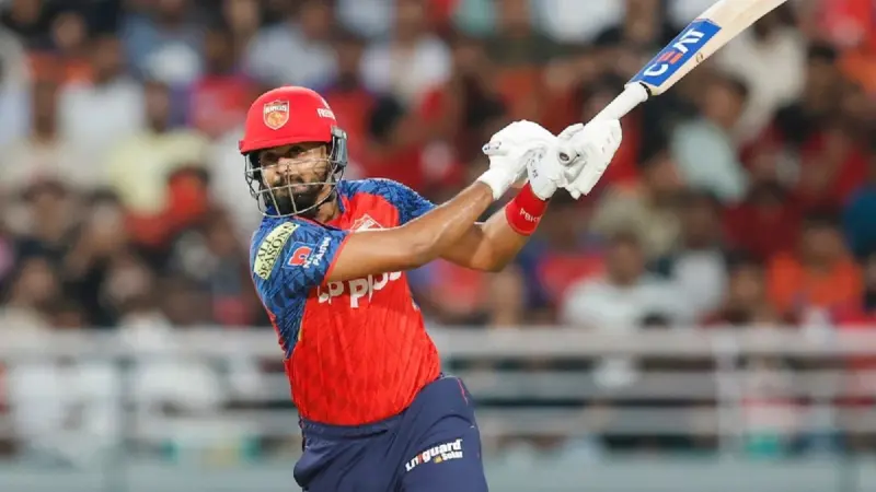 ఏబీ డివిలియర్స్ అరుదైన రికార్డును సమం చేసిన అయ్యర్