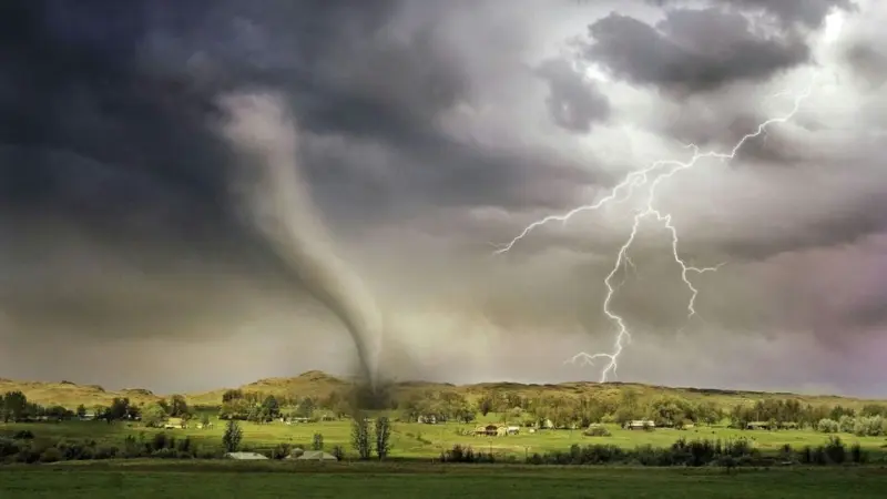 Michigan weather: Two tornadoes, 80+ MPH winds, heavy rain bring widespread outages