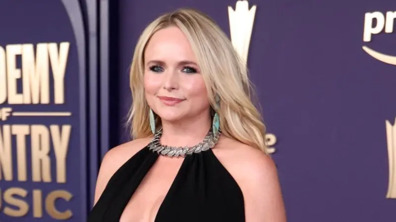 Miranda Lambert Teases Release Of New Album; Reveals It's Going To Be 'Very Country'