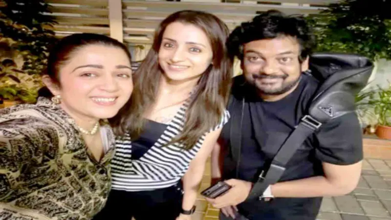 Charmee Kaur: విజయ్ విజయం.. త్రిష లక్కీ మస్కట్ అన్న ఛార్మీ కౌర్