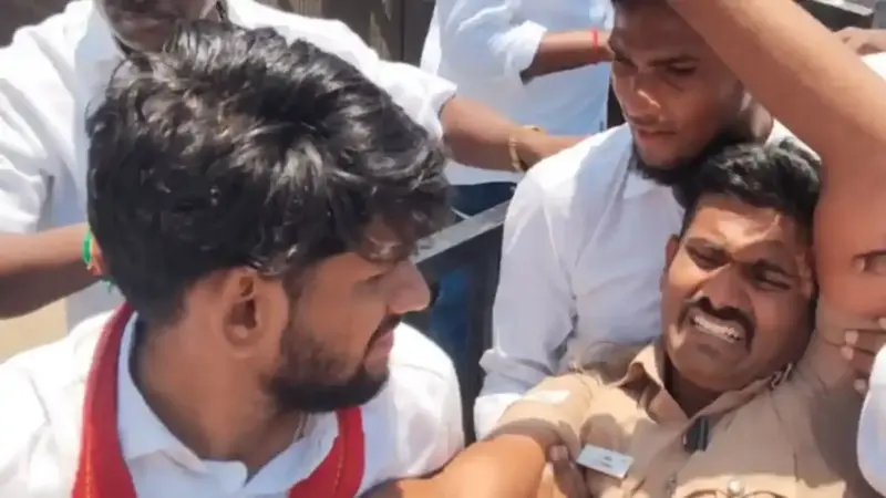 காவலரின் மீது ஏறிய ஆதவ் அர்ஜுனாவின் கார்!