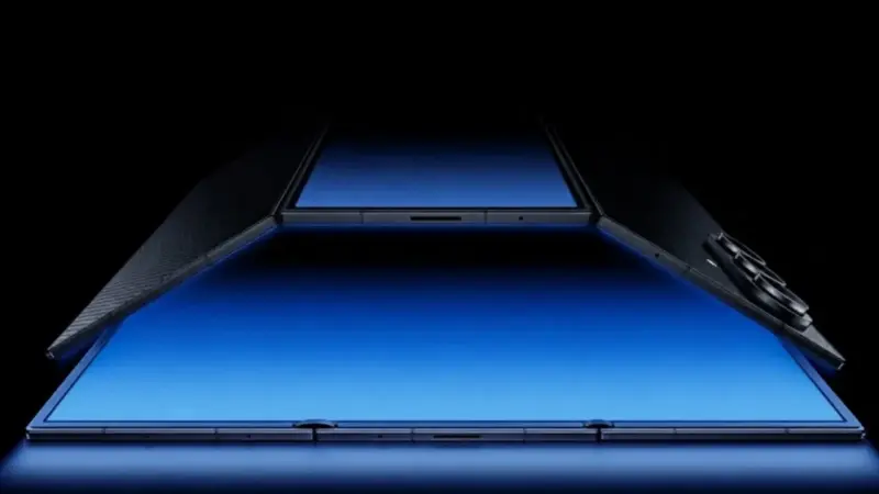 Oh my God! Breaking the screen of this phone will cost over ₹1 lakh - as much as buying a new iPhone