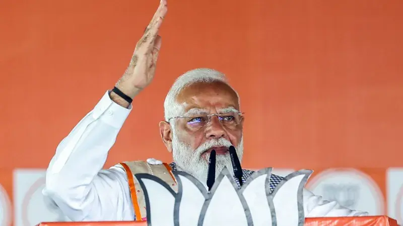 बंगाल-असम में BJP मजबूत, शाम 6 बजे पार्टी मुख्यालय पहुंचेंगे PM मोदी