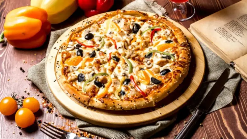 Pizza Recipe :  घर पर सूजी से बनाएं पिज्जा, सॉफ्ट और स्वादिष्ट बनेगा