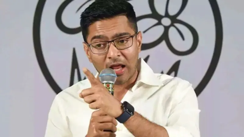 "দিল্লির গডফাদারকে পাঠান", ফলতায় পুনর্নির্বাচনের নির্দেশে সরাসরি চ্যালেঞ্জ অভিষেকের