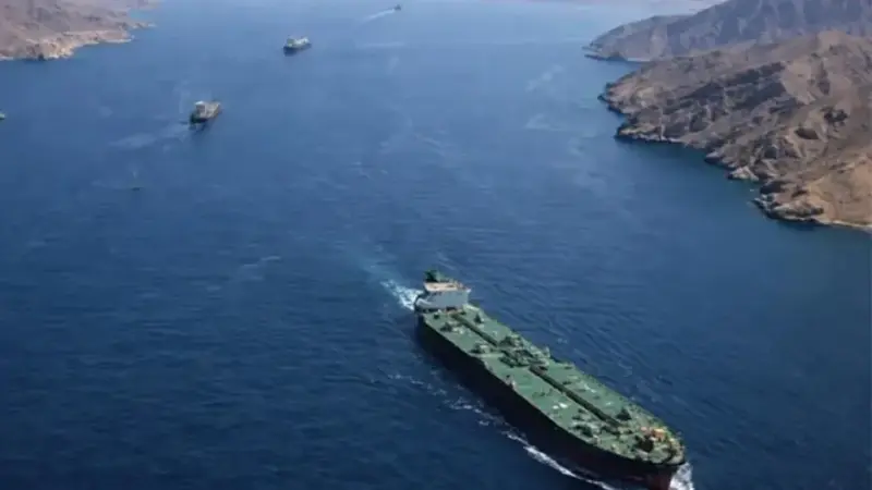 "இந்திய நண்பர்கள் பாதுகாப்பாக உள்ளனர்.." ஹார்முஸ் விவகாரத்தில் இந்தியர்களின் வயிற்றில் பாலை வார்த்த ஈரான்..!