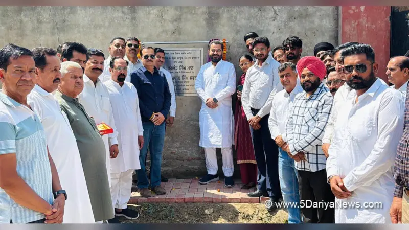 ਨਰਿੰਦਰਪਾਲ ਸਿੰਘ ਸਵਨਾ ਨੇ ਫਾਜ਼ਿਲਕਾ ਵਿਖੇ ਨਵਾਂ ਕ੍ਰਿਕਟ ਗਰਾਉਂਡ ਬਣਾਉਣ ਦਾ ਕੰਮ ਨੀਂਹ ਪੱਥਰ ਰੱਖ ਕੇ ਕਰਵਾਇਆ ਸ਼ੁਰੂ