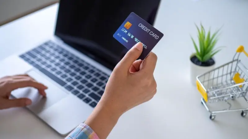 Lost or stolen credit card? Here are 6 steps to follow to avoid financial loss