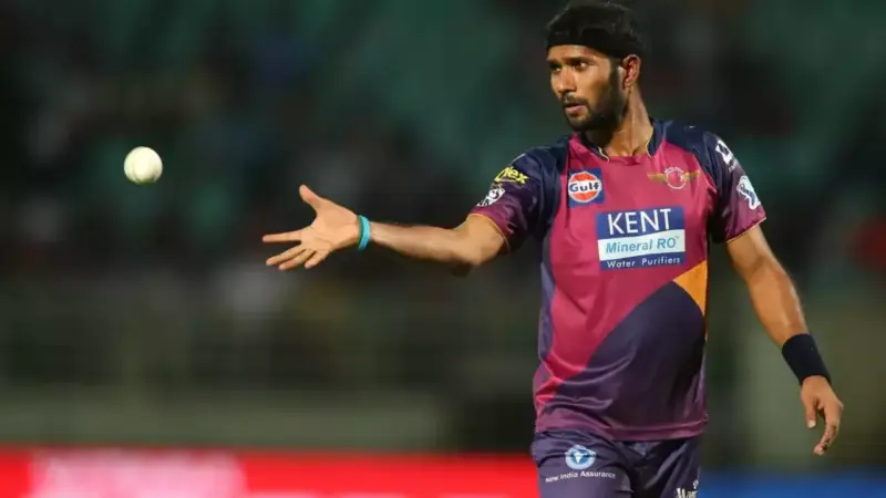 Ex-India pacer Ashoke Dinda appointed Sports Minister of Bengal in massive political move