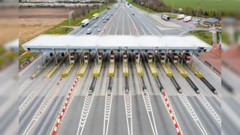 New Toll Rules 2026: Overloaded Trucks Face 4x Charges with Mandatory Vahan Reporting
