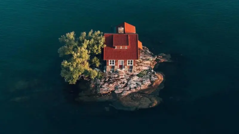 Discover The Tiny Island That's Smaller Than A House