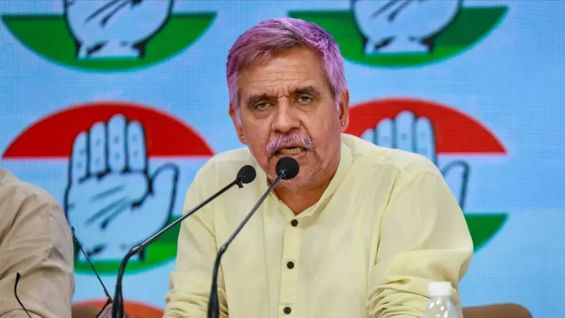 Delhi Assembly Elections 2025 | Eye on polls: Sandeep Dikshit slams AAP for air, water pollution