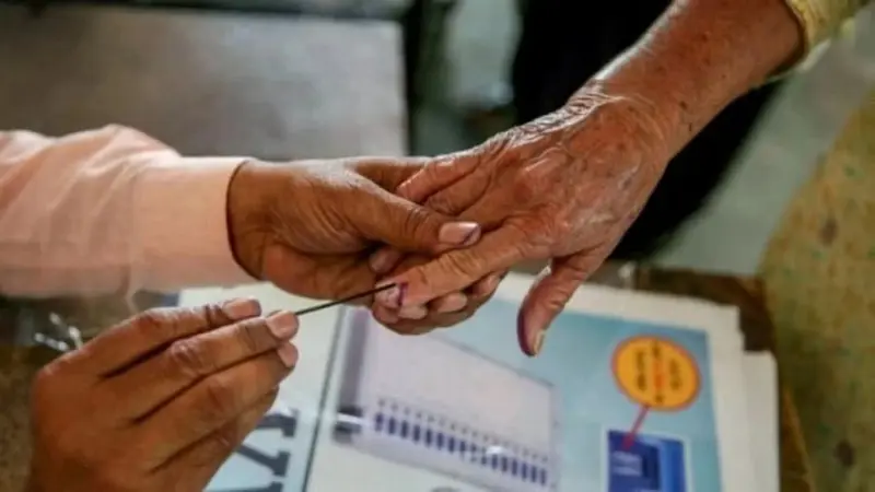 Brisk polling in first 5 hours of Lok Sabha polls in Wayanad; 34.38% turnout till 12:30 pm