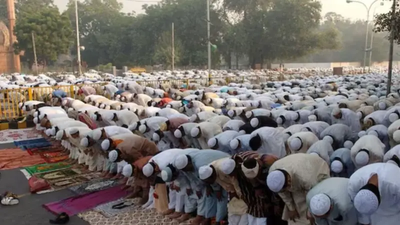 সরকারি জমিতে নমাজ পড়া কোনো অধিকার নয়, এলাহাবাদ হাইকোর্টের ঐতিহাসিক পর্যবেক্ষণ