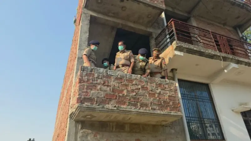 पति विदेशी लड़की से कर रहा था अय्याशी, इधर मां ने 4 मासूम बच्चों का कर डाला मर्डर, अंबेडकरनगर कांड का पाकिस्तान से जुड़ा लिंक