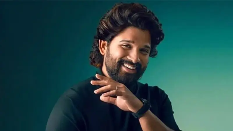 ఆ డైరెక్టర్ ను ఇంటికి పిలిపించి మరి తిట్టిన అల్లు అర్జున్. ఇన్నాళ్లకు బయటపెట్టిన డైరెక్టర్?