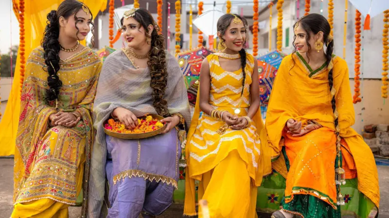 ਲੋਕਾਂ ਨਾਲ ਮੇਲ-ਜੋਲ ਦੌਰਾਨ ਦਿਮਾਗ 'ਚ ਅਜਿਹਾ ਕੀ ਹੁੰਦਾ, ਜਿਸ ਕਰਕੇ ਚੰਗਾ ਮਹਿਸੂਸ ਹੁੰਦਾ ਹੈ, ਕੀ ਇਕੱਲਾਪਣ ਸਿਹਤ ਲਈ ਖ਼ਤਰਨਾਕ ਹੋ ਸਕਦਾ ਹੈ?