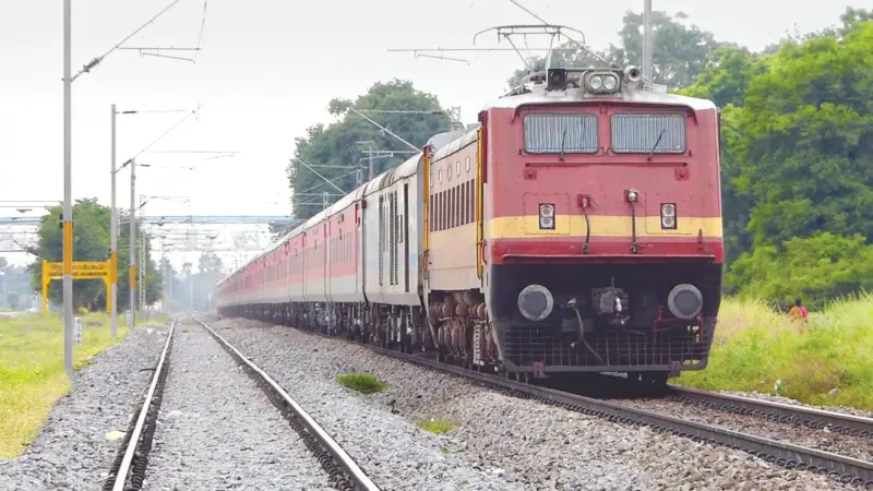SCR Chief Orders Track Strengthening Amid Heatwave