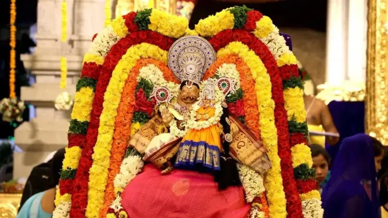 యాదాద్రిలో భక్తుల కోసం తిరుమల తరహా 'నృసింహ పాదాల' ప్రతిష్ఠ!