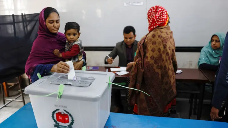 থিরুকানুতে ভোটকেন্দ্র ঘিরে উত্তেজনা চরমে, ঘটনাস্থলে পুলিশ বাহিনী
