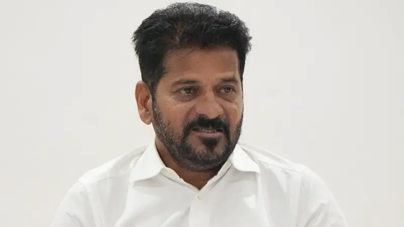 TG Cabinet Decisions : భూముల ధరల్లో మార్పు.. కేబినెట్ కీలక నిర్ణయాలు.. 10 పాయింట్లు!