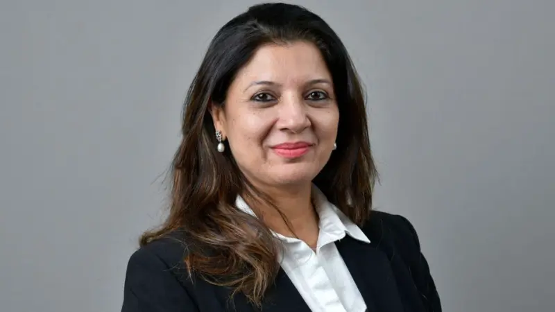 Buy or sell: Gift Nifty signals gap-down opening; Vaishali Parekh recommends three stocks to buy today - 8 May 2026