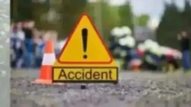 Hyderabad: 4 students die after speeding car crashes into tree
