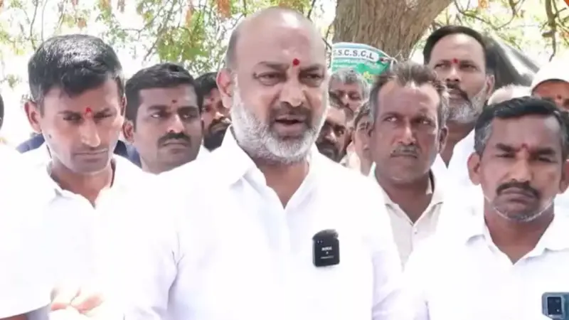 బండి సంజయ్ టార్గెట్గా 'సెకండ్ స్టేజ్' మొదలైందా ?