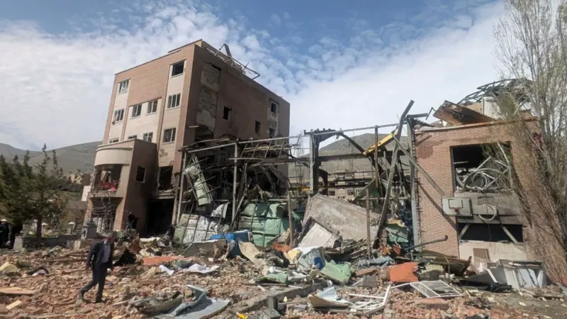 Iran: పశ్చిమాసియాలో ముదురుతున్న యుద్ధం.. ఇరాన్‌లో 30 పైగా యూనివర్సిటీలు ధ్వంసం