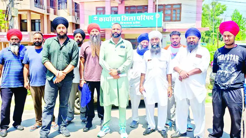 प्रधान की दावेदार महिला का वोटर लिस्ट में नहीं दर्ज होगा नाम - Divya Himachal