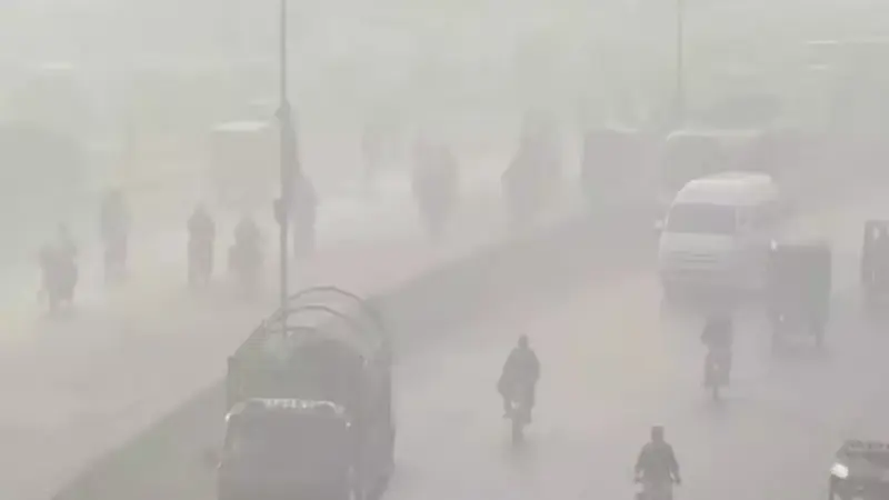 Pakistan's Lahore becomes world's most polluted city, Karachi ranked third