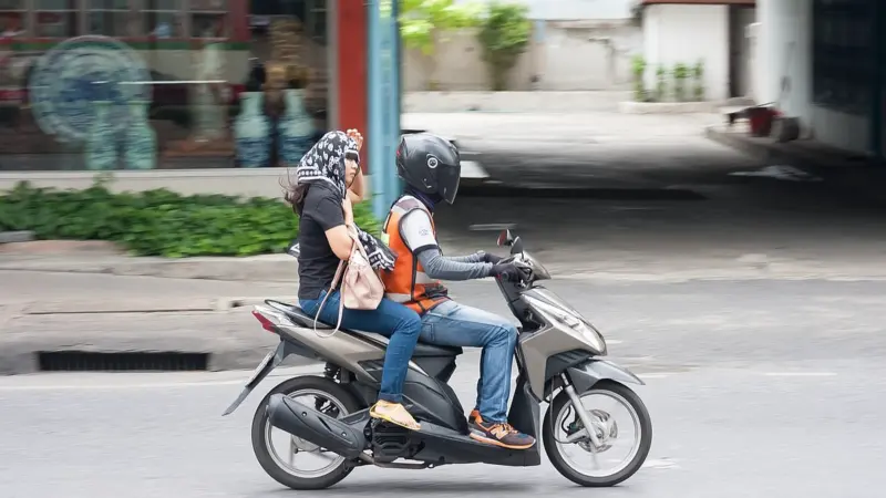 Bike taxis: Litigation stalls mobility reform