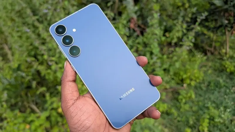 Samsung Galaxy S25 FE review: Packed with features that matter