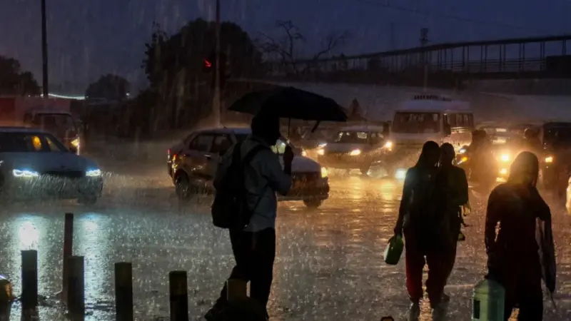 IMD Issues Nationwide Thunderstorm Alert, Heavy Rain and Strong Winds Expected Across India | Cliq Latest