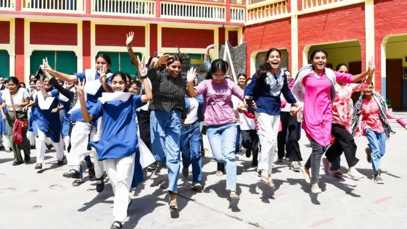 ICSE और ISC परीक्षा परिणाम 2026 जारी, स्कोरकार्ड डाउनलोड करें