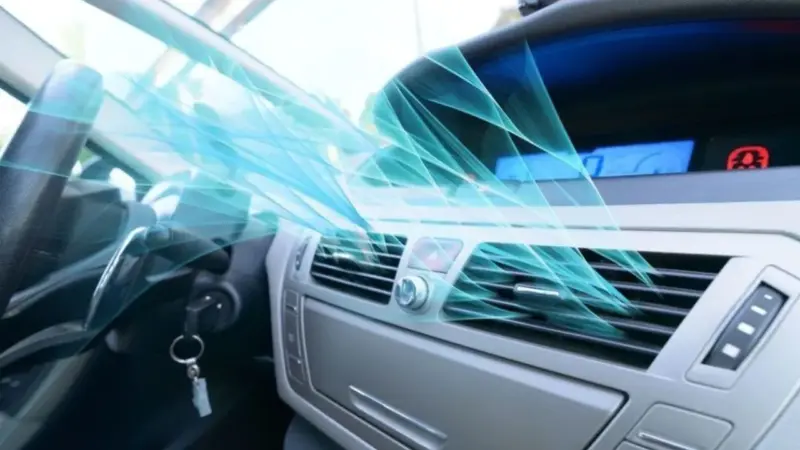 Car Buying Tips : कार खरेदी करताना ही चूक पडू शकते महागात; रिअर एसी आहे की फक्त व्हेंट्स? 'अशी' करा खात्री