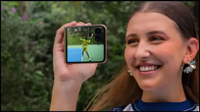 Motorola Razr 70 Ultra: मुड़ने वाला फोन जल्द होगा लॉन्च, मिलेगी 16GB रैम, 5200mAh बैटरी; लाखों में होगी कीमत