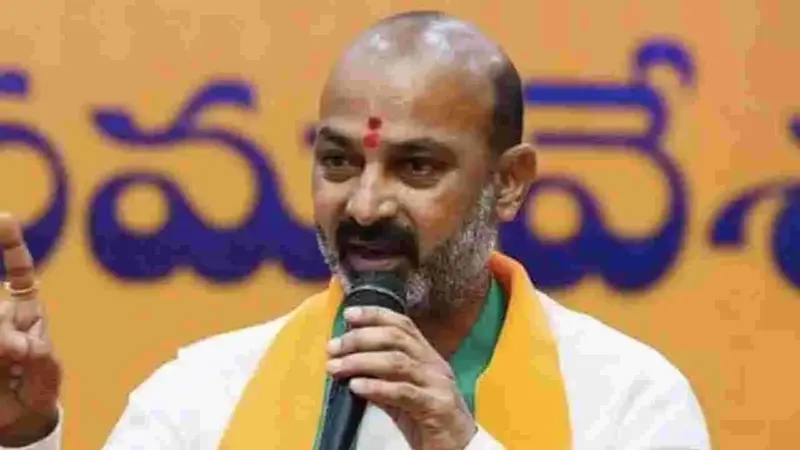 లవ్ జిహాద్ కేసుపై బండి సంజయ్ ఘాటు స్పందన