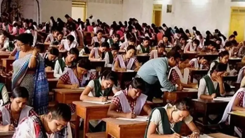 Sonbhadra News: सोनभद्र में NEET-UG 2026 कड़ी सुरक्षा में, 1508 अभ्यर्थी देंगे परीक्षा
