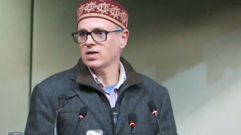 "No Shortage Of Fuel, Don't Fall for Rumours": J&K CM Omar Abdullah Warns Against Panic Buying
