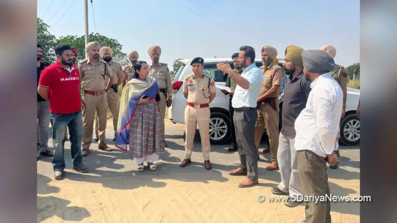 ਨਵਜੋਤ ਕੌਰ ਅਤੇ ਭਾਗੀਰਥ ਸਿੰਘ ਮੀਨਾ ਵੱਲੋਂ ਖੇਤਾਂ ਵਿੱਚ ਪੁੱਜ ਕੇ ਨਾੜ ਨਾ ਸਾੜਨ ਵਾਲੇ ਕਿਸਾਨਾਂ ਦੀ ਹੌਂਸਲਾ ਅਫਜ਼ਾਈ