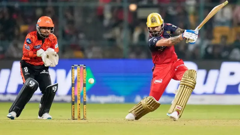 ఐపీఎల్ టిక్కెట్ బ్లాక్ లో.. పది మందిపై కేసులు