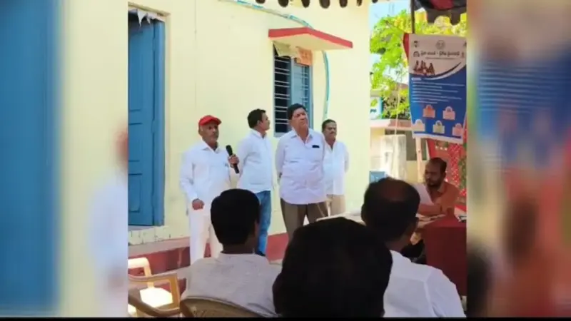 అంత్యక్రియలకు ఆర్థిక సహాయం అందించిన సర్పంచ్ గొల్ల మల్లేశం