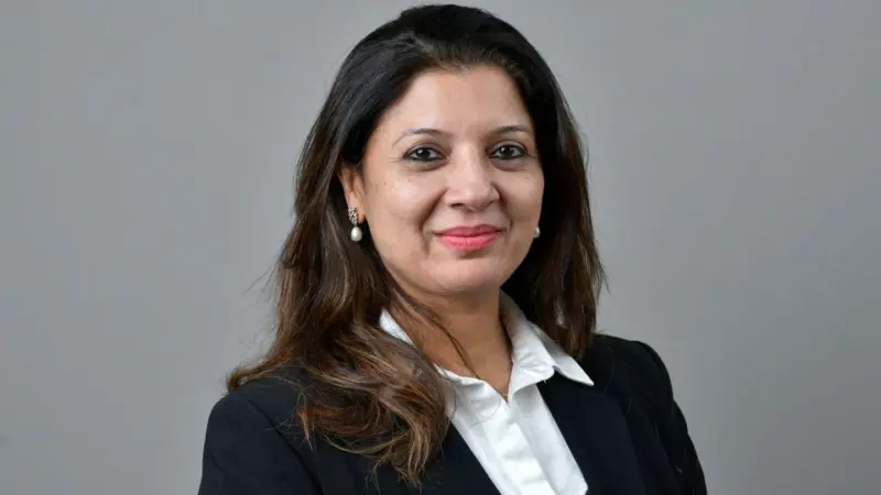 Buy or sell: Gift Nifty signals gap-down start, Vaishali Parekh recommends three stocks to buy today - 5 May 2026