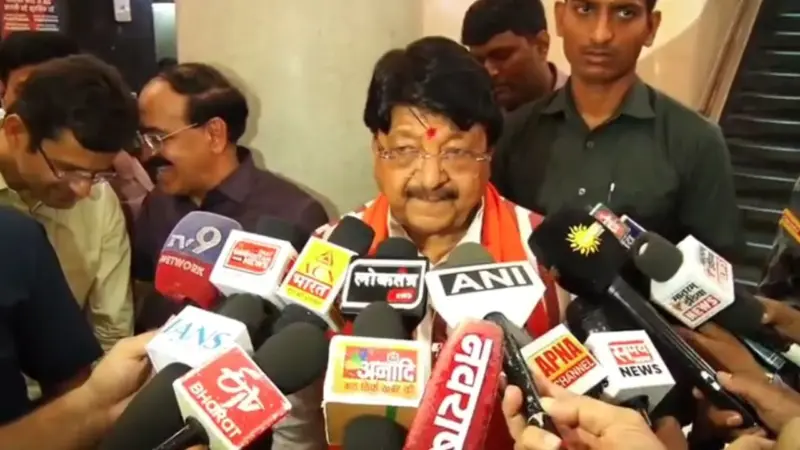 'PM और गृहमंत्री देश को बड़ा तोहफा देने जा रहे', कैलाश विजयवर्गीय बोले- बंगाल में आतंकवाद को बढ़ावा देने वाली सरकार जा रही