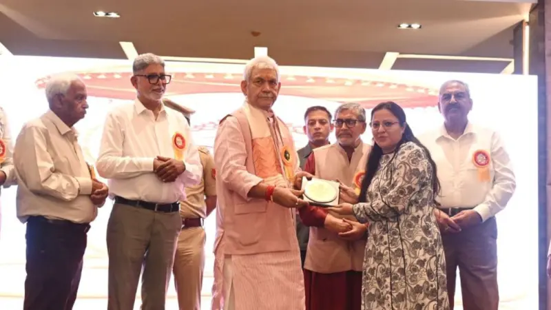 Jammu: LG Manoj Sinha calls for 'ahimsa and environmental responsibility' at Mahavir Jayanti event