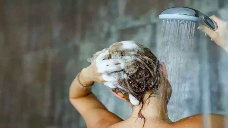Head Bath | ఈ మూడు రోజుల్లో తల స్నానం చేస్తే.. ఆ ఇంట్లో కనకవర్షమే..!